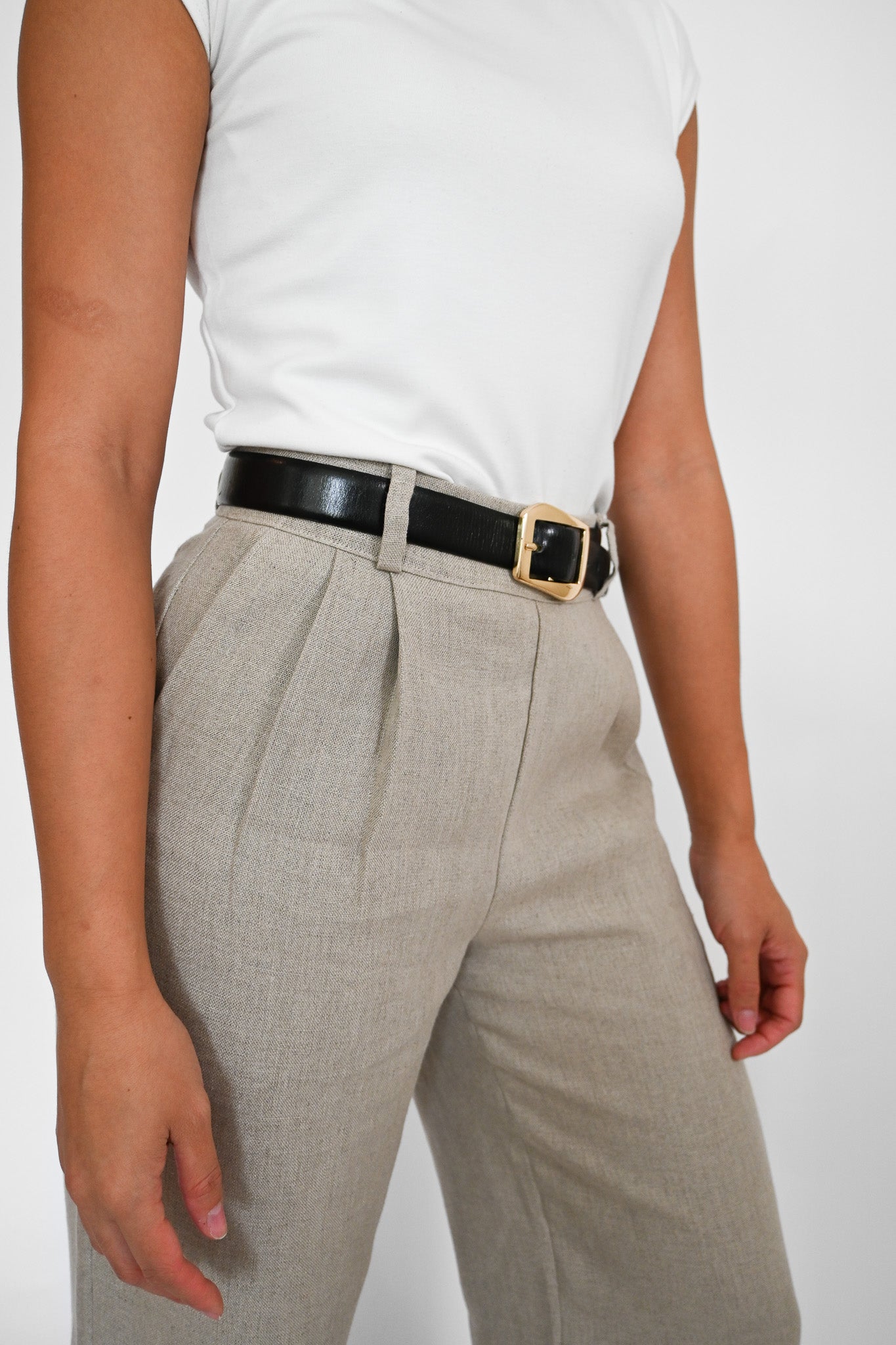 The Acaso Perfect Fit Trouser in Oyster