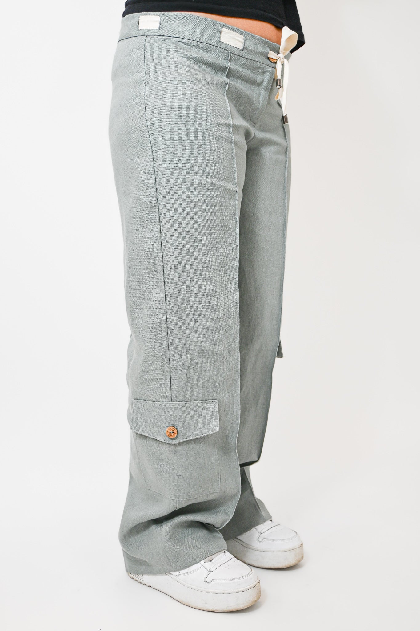 Siena's Slate Linen Cargo Pant
